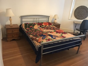 1 bedroom, Internet - A Large comfy Room in Bromley (Bromley)