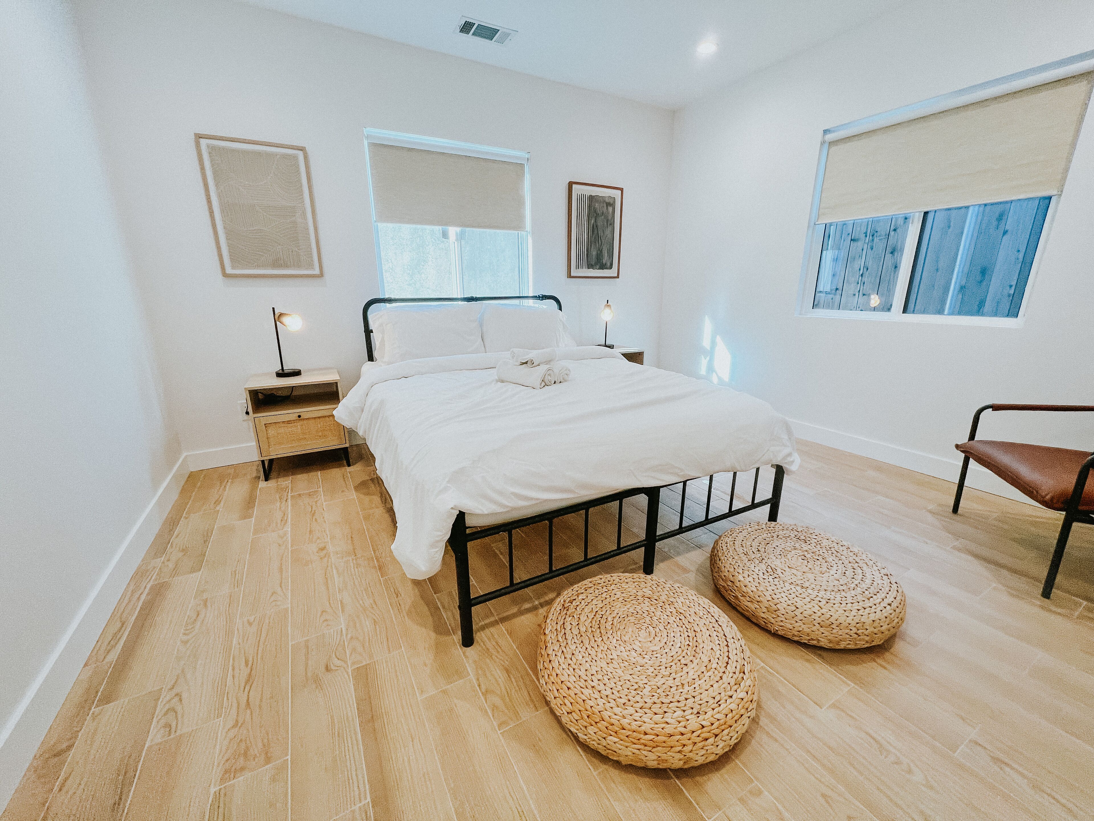 3 bedrooms, iron/ironing board, travel crib, WiFi (free)