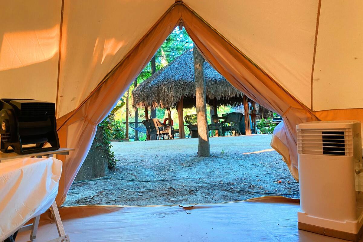 Standard Tent | Wi-fi percuma, cadar katil