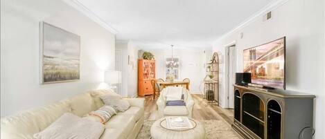 Televisión y reproductor de DVD