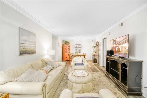 Téléviseur, lecteur de DVD