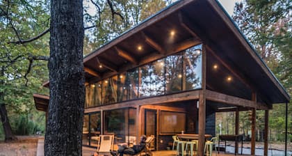 Stylish cabin in Corralco with Hot Tub in the middle of the native forest.