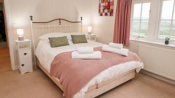 3 bedrooms, individually decorated, individually furnished, free WiFi