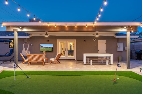 Pool & Art Lover Oasis near Old Town w/ Mini Golf