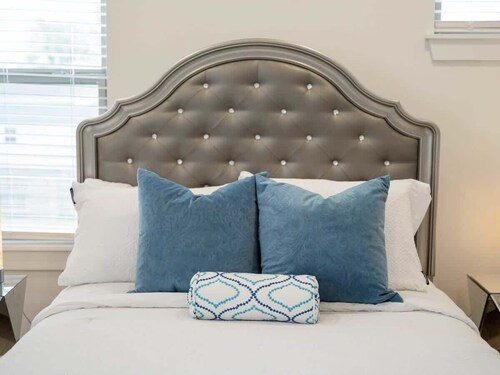 Art-Lover’s Suite - Minutes to Crystal Bridges