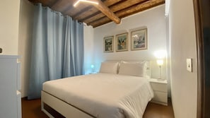 2 bedrooms, iron/ironing board, free WiFi, bed sheets - Chiasso degli Armati (Firenze)