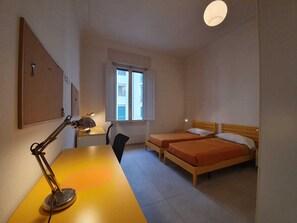 3 camere, ferro/asse da stiro, Wi-Fi gratuito, lenzuola