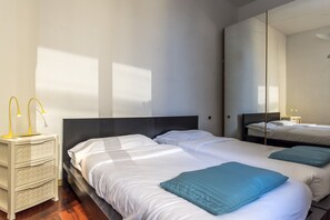 3 bedrooms, iron/ironing board, free WiFi, bed sheets - Proconsolo - Two Bedroom Apartment, Sleeps 4 (Firenze)