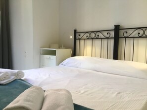 2 bedrooms, iron/ironing board, free WiFi, bed sheets - Campidoglio T - One Bedroom Apartment, Sleeps 2 (Firenze)