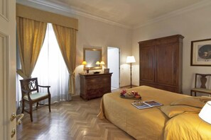 3 chambres, fer et planche à repasser, Wi-Fi gratuit, draps fournis