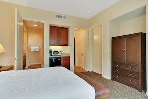 1 bedroom, desk, iron/ironing board, WiFi - Desert Heritage C | Studio Legacy Villa (La Quinta)