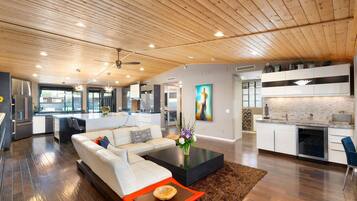 TV, fireplace, DVD player, stereo