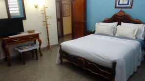 Lägenhet Comfort | 2 sovrum, värdeförvaringsskåp på rummet och individuell inredning