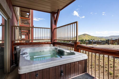 Westgate Resort | Ski In/Out Remodeled Condo | 4 King Beds |  Pool | Hot Tub