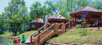 Son's Guadalupe Glamping Tents