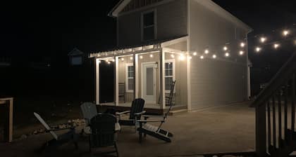Beautiful Cherokee Lake Cozy Cottage 2 bed - 2 1/2 Bath, all new!