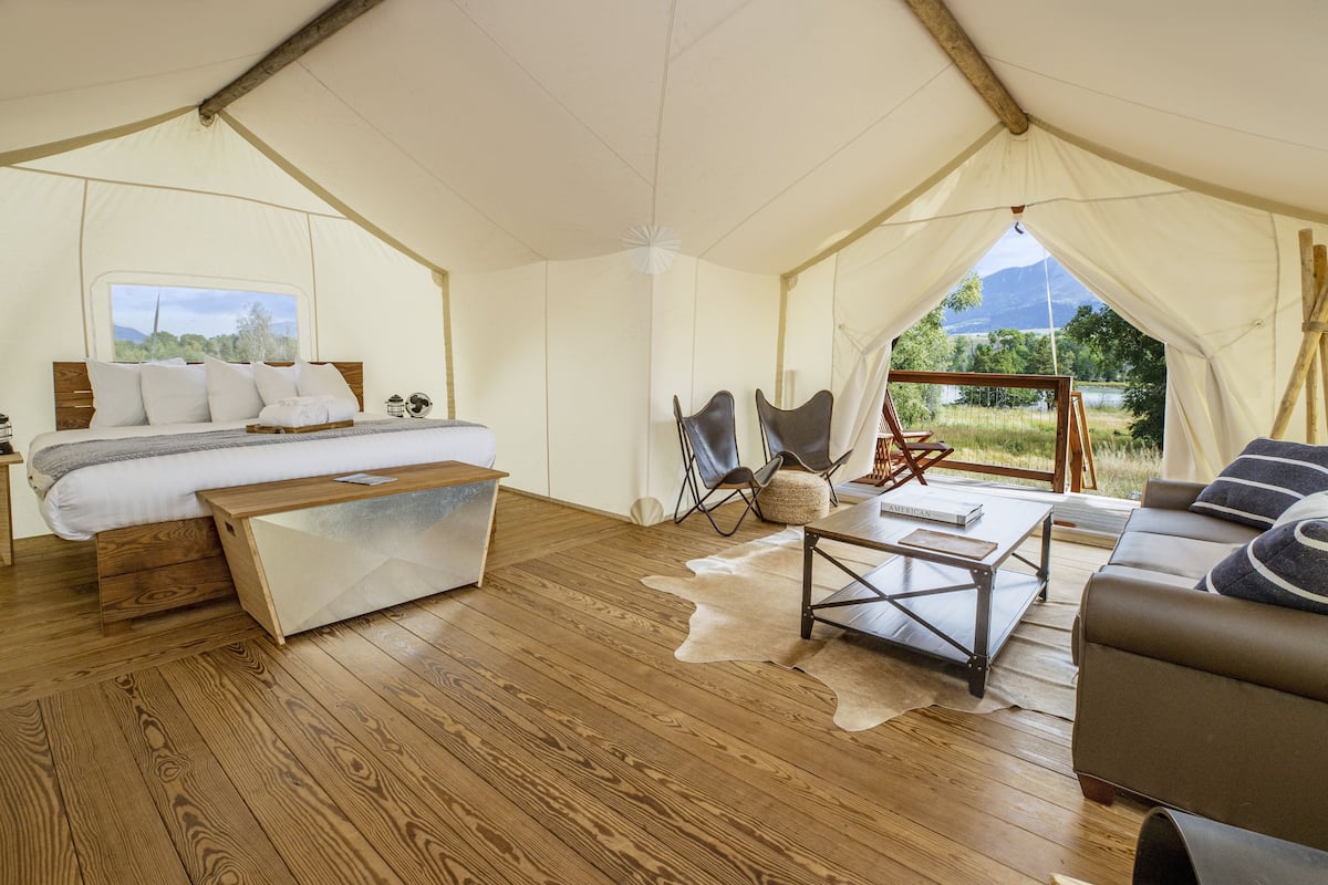Luxe beddengoed, bedden met traagschuimmatras, beddengoed