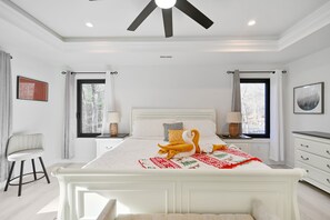 4 chambres, fer et planche à repasser, Wi-Fi gratuit, draps fournis