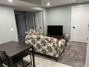 Unclassified image, 4 of 10, button - Adorable And Cozy 2 Bedroom Space @ Brighton (Saskatoon)
