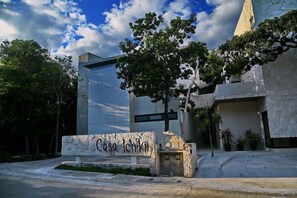 Exterior - Exclusive Villa 5 BR Oasis Golf Private Pool Beach (Akumal)