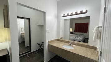 In-room safe, iron/ironing board, free WiFi, bed sheets