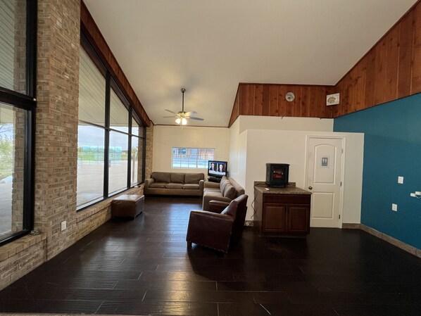 Coin salon dans le hall