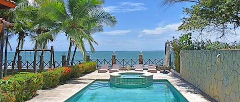 Piscine extérieure