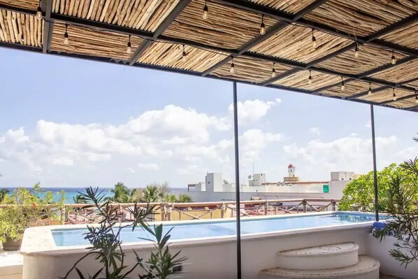 Alberca al aire libre