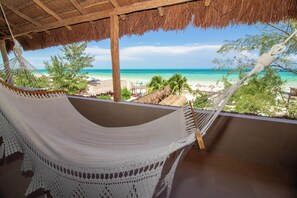 MASTER SUITE | Terrace/patio