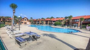 Outdoor pool, a heated pool