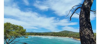 Apartment in a quiet, private estate with swimming pool, tennis court and petanque area