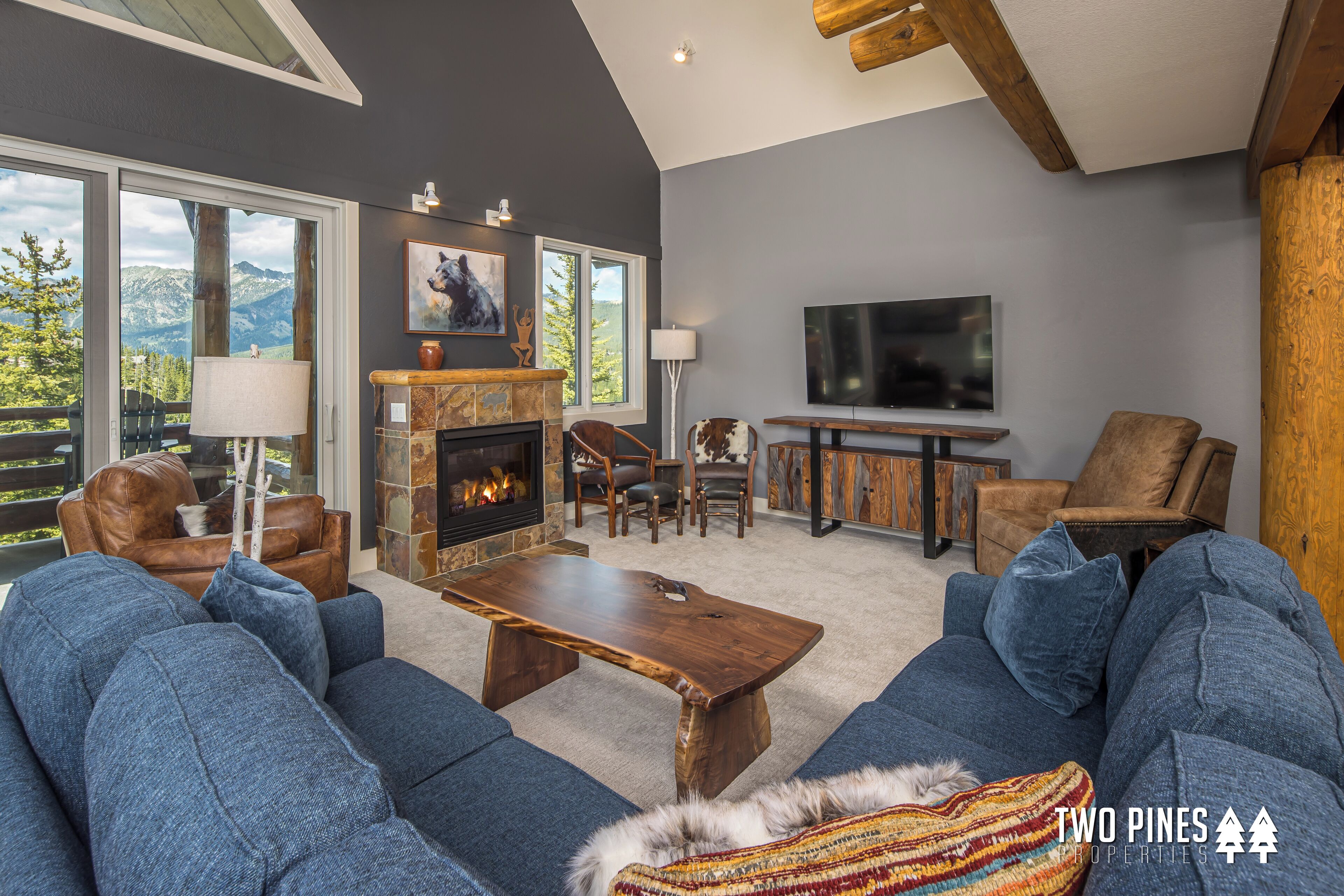 Moondance Chalet | Saddle Ridge Home With Hot Tub and Grill