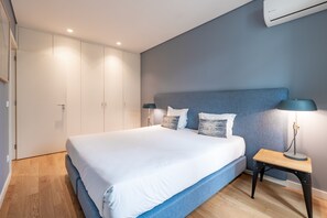 1 bedroom, iron/ironing board, Internet, bed sheets