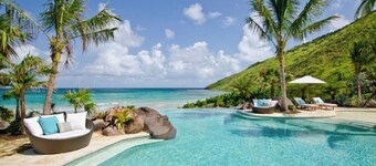 Oceanfront Beach Bungalow ON Beach, PRIVATE with Club Resort Access & Tennis