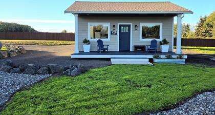 Olympic Mountain View Retreat on Serene Acreage!