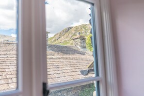 Interior - Sleep 6, 3 bedroom Lake District Cottage, close to village, lake and beautiful walks (Coniston)