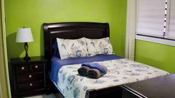 1 bedroom, iron/ironing board, free WiFi