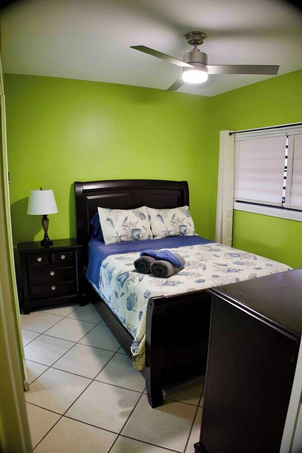 1 bedroom, iron/ironing board, free WiFi