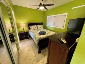 1 bedroom, desk, iron/ironing board, free WiFi