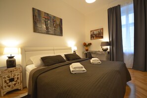 1 Schlafzimmer, Bügeleisen/Bügelbrett, Reisekinderbett, kostenloses WLAN