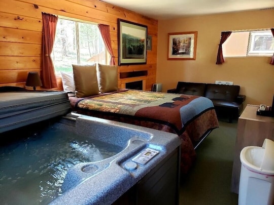 Private Cabin in the Pines