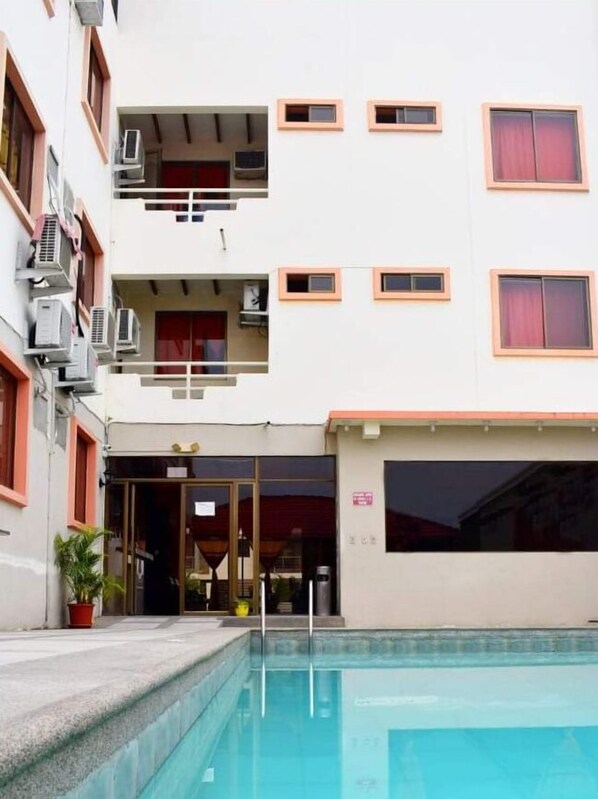 Outdoor pool