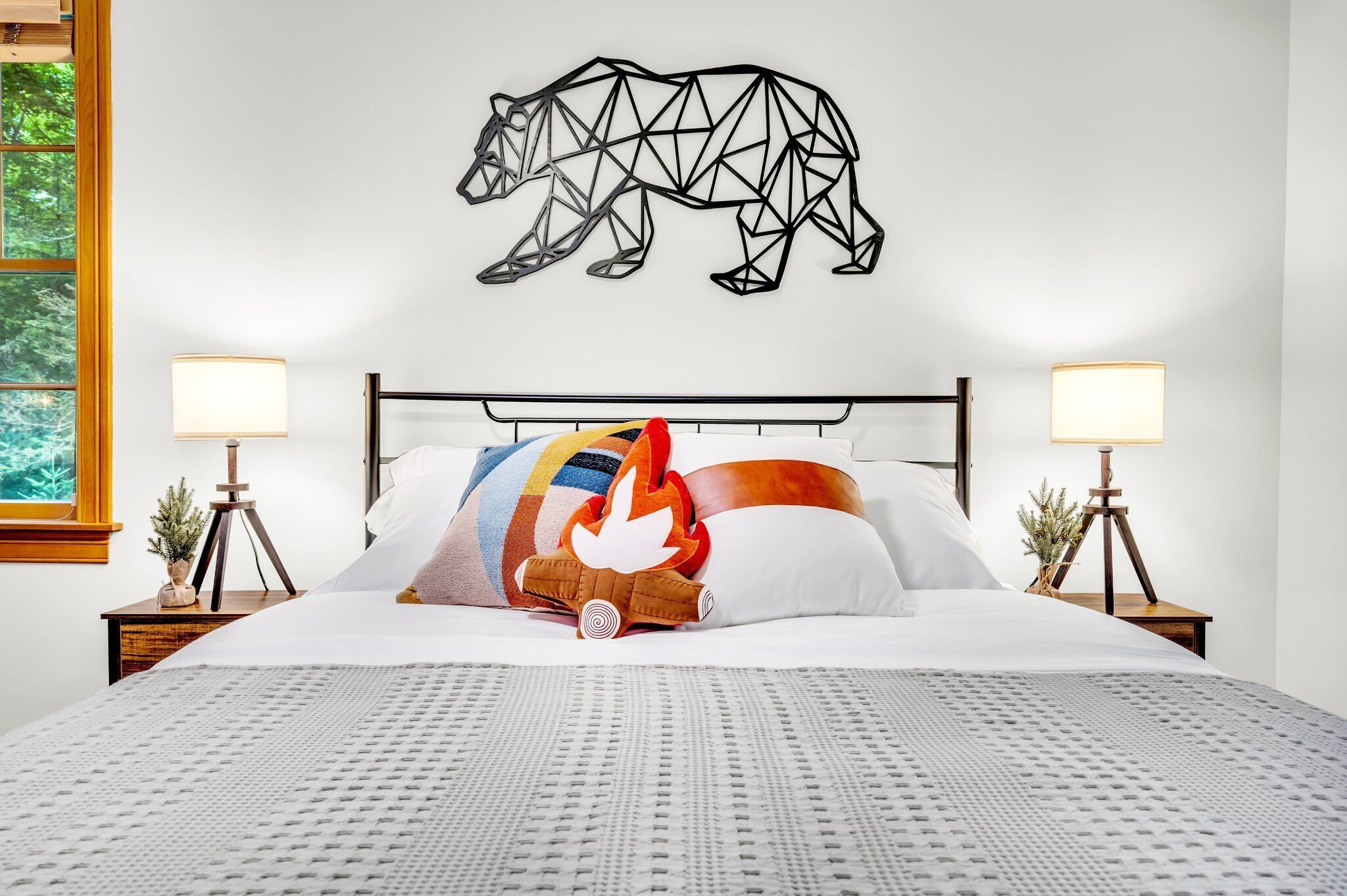 4 habitaciones, tabla de planchar con plancha y wifi gratis 