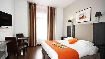 In-room safe, free WiFi, bed sheets