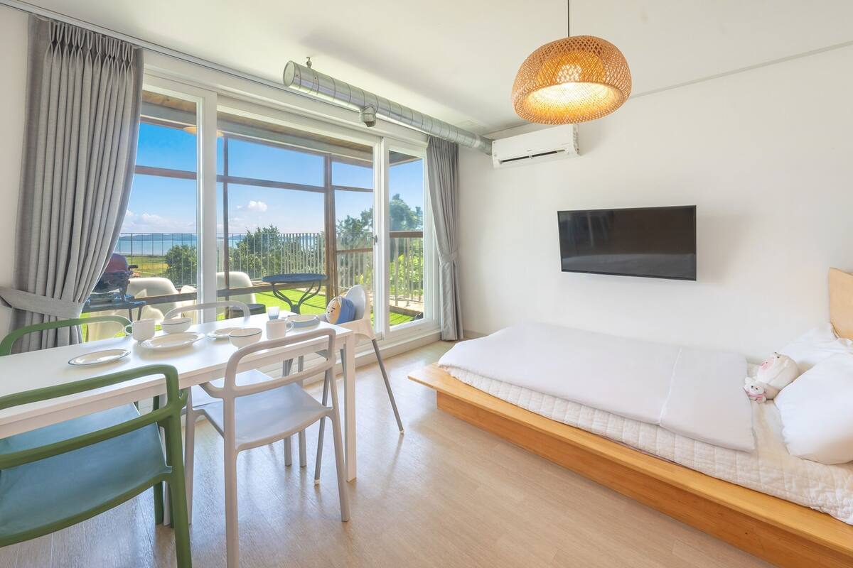 2 bedrooms, free WiFi