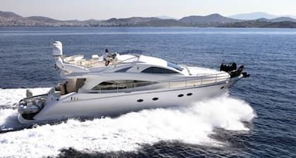 Yacht "JAVA" in Sardinia - with refined design & exclusive styling