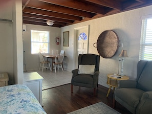 Comfort Cabin | Living area | Smart TV, streaming services