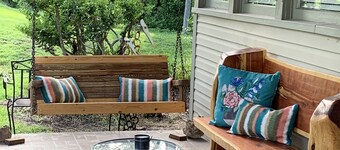 Nature Coast Inn and Cottages