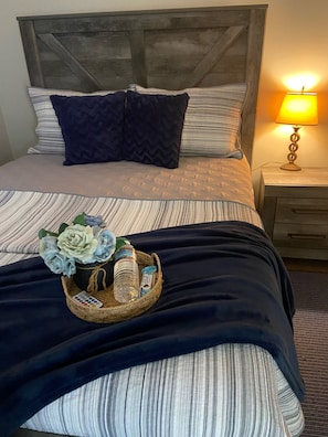 1 habitación, escritorio, tabla de planchar con plancha y wifi gratis