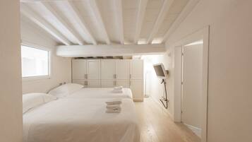 3 chambres, fer et planche Ă repasser, Wi-Fi, draps fournis